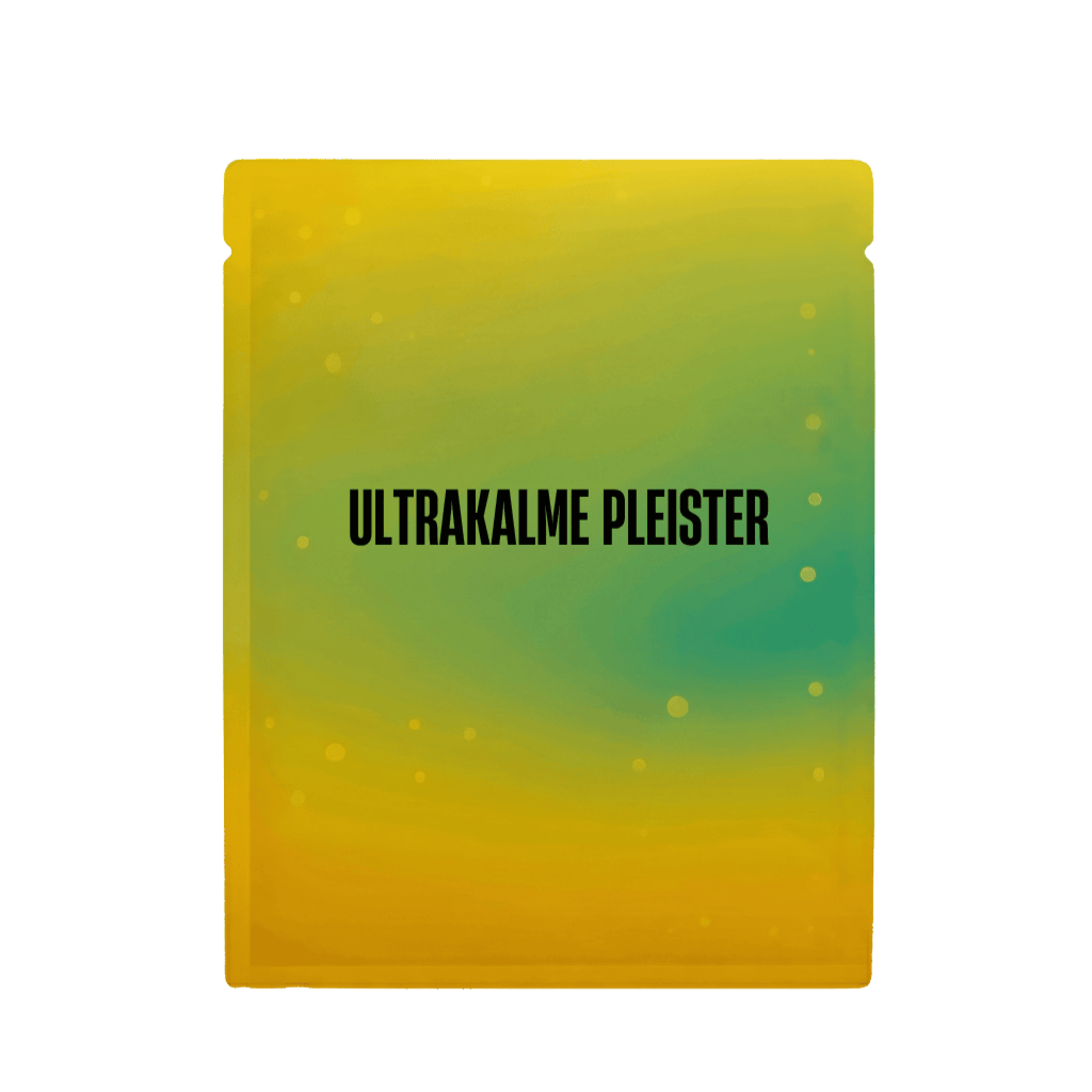 Ultrakalme pleister verpakking met een gele en groene achtergrond, die een verzorgende en comfortabele huidoplossing biedt.